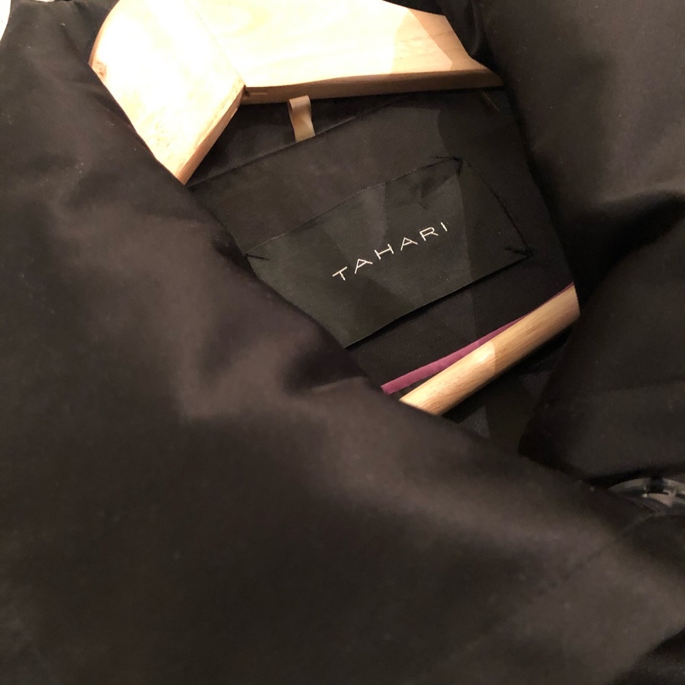 Tahari satin jacket - Picture 2 of 3